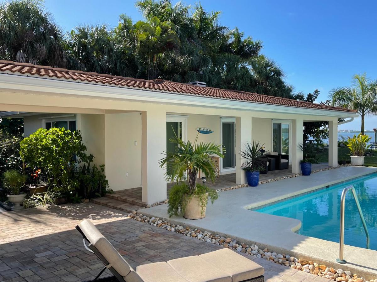 Perfecto'S Retreat- Luxury Cabin Villa St. Petersburg Dış mekan fotoğraf
